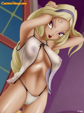 Cartoon Valley Winx Club - Winx babe Diaspora strips naked and plays with herself! - HentaiEnvy